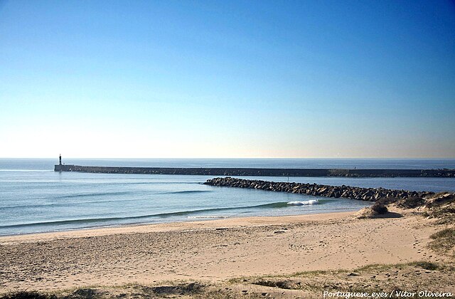 Azurara Beach in Vila do Conde